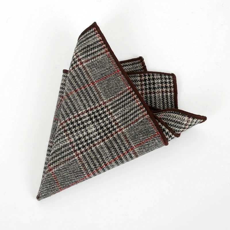 New Fashion Pocket Square Brown Grey Handkerchief Wool Plaid Striped Paisley Hanky Suit Mens Business Wedding Suit AccessoriesX240921