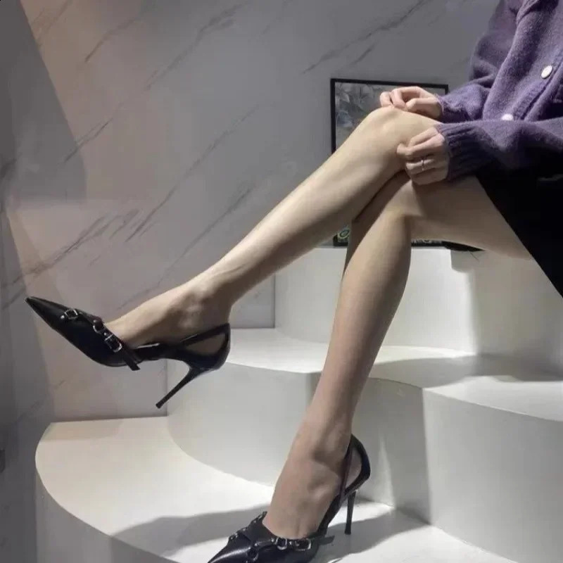 2024 Spring Summer and Autumn Womens Pointed Thin Boots Black Unique and Elegant High Heels 240919