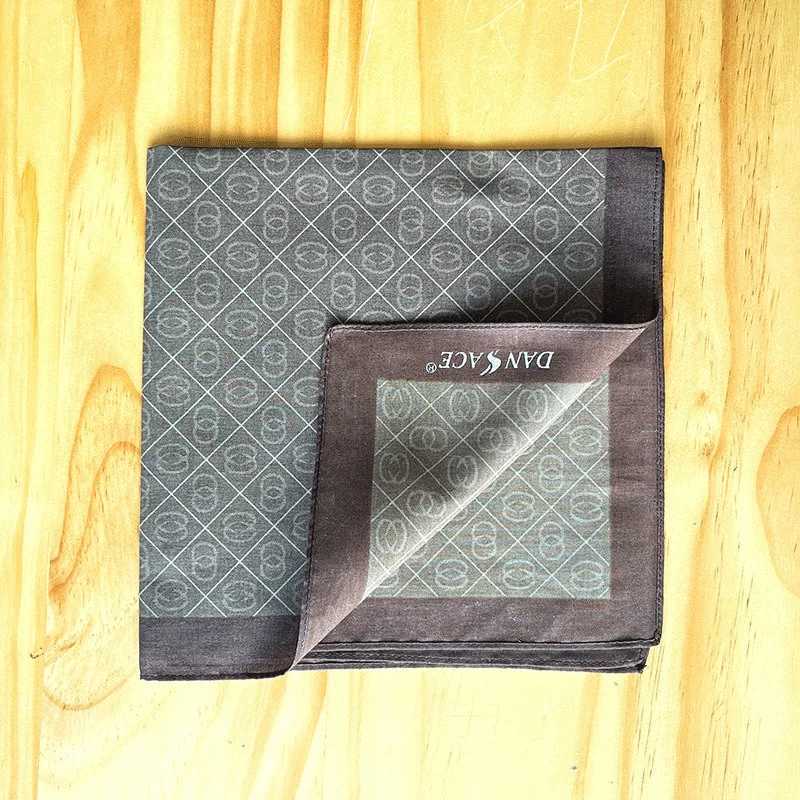 3Pcs 43x43cm vintage classic plain weave mens handle pocket Hanks soft cotton sweater square towel wedding party gift W240921