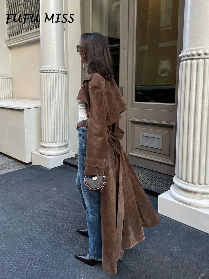 Vintage Khaki Suede Long Coat For Women Belt Lapel Long Sleeve Double-breasted Overcoat 2024 Autumn Lady High Street OutwearsX240921