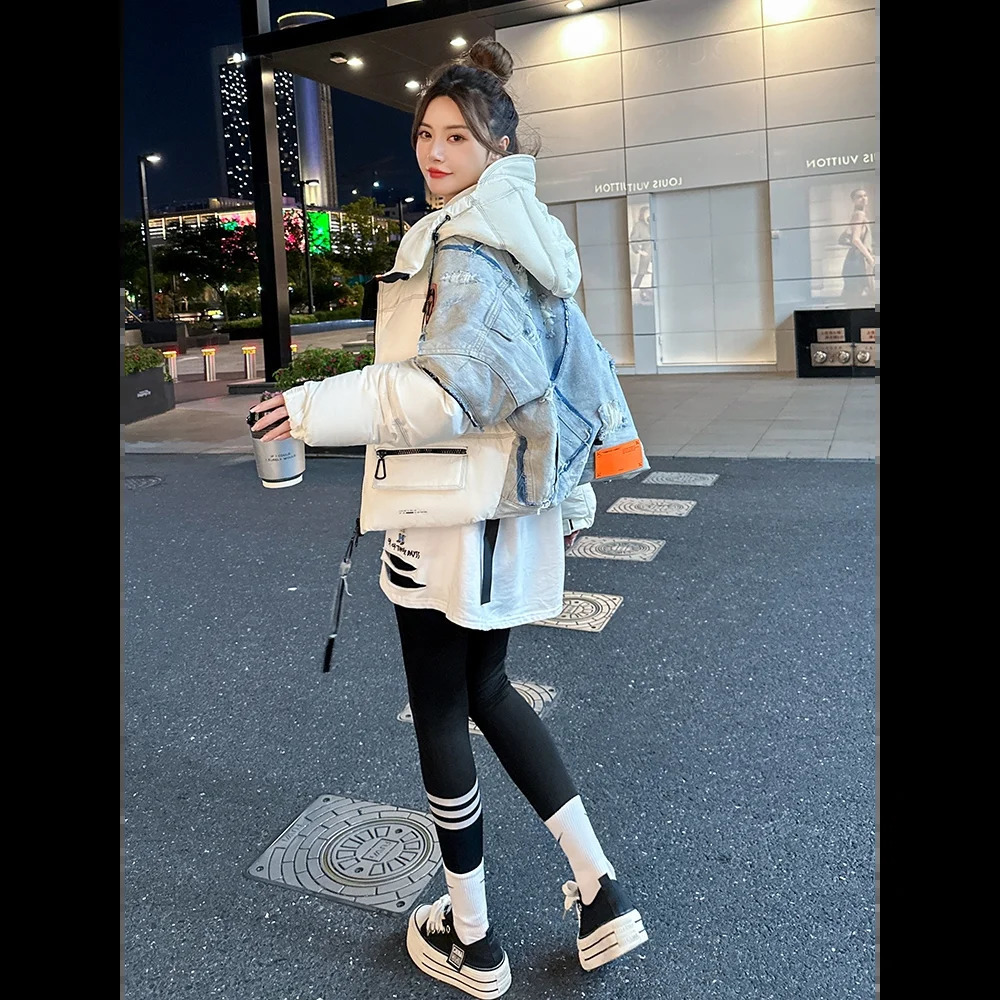 Womens Down Jacket Short Section Hooded Color Collision Personality Jacket Thickened White Duck Down Trendy Denim Splicing 240914