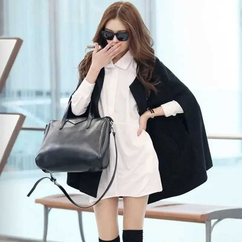 Cape coat womens autumn and winter British wool coat womens 2024 new style shawl top womens oversized jacket Q320 W240921