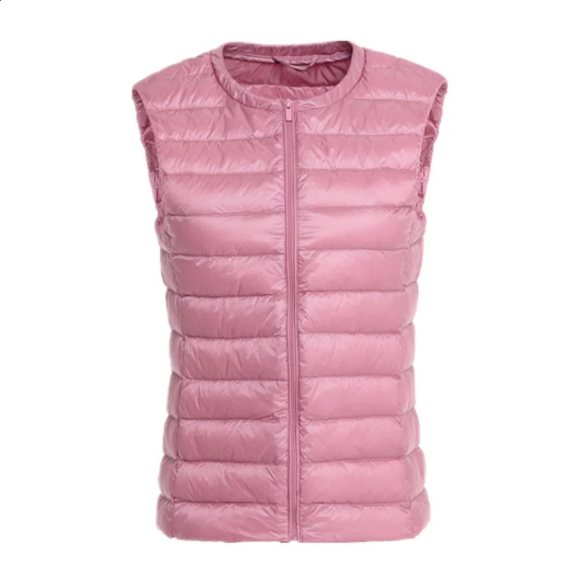Womens autumn and winter ultra-thin packaging sleeveless jacket with size 5XL 6XL womens O-neck casual down vest jacket 240913