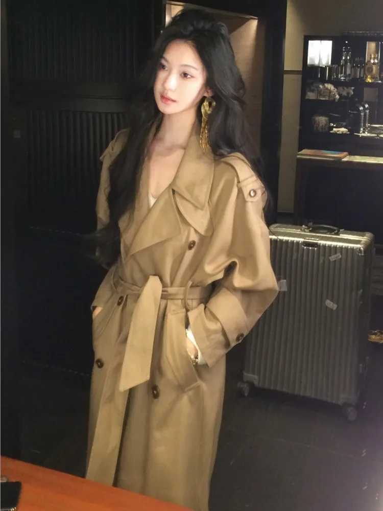 Korea Style Turn-Down Collar Long Trench With Belt Women Solid Fashion Single Breasted Slim Coat Female Elegant Clothes AutumnX240921