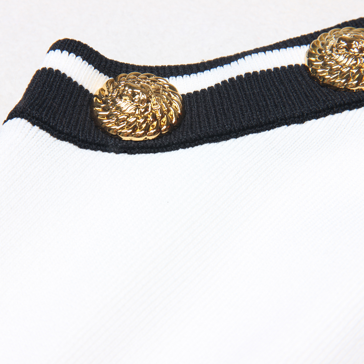 SML High Quality In Stock Summer 2024 New Sleeveless Short Knitted Lady Versatile Vest Halterneck Camisole Women's Top