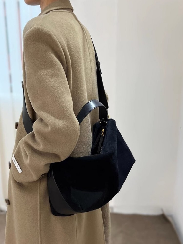 Autumn Office Ladies Vintage Single Shoulder Zip High Capacity Soft Suede Genuine Leather Pillow Bag Women Crossbody Bags