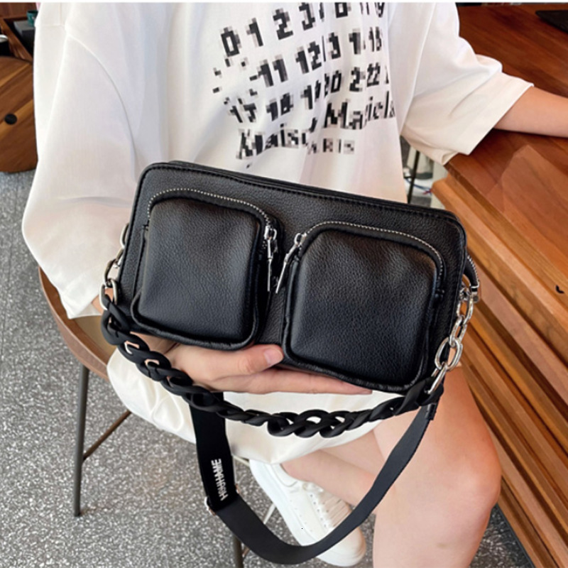 2024 New Fashionable Shoulder Bag For Women's Slant Body Small Chain Soft Leather Women's Bag Autumn/winter Design Sense Niche Crossbody Bag