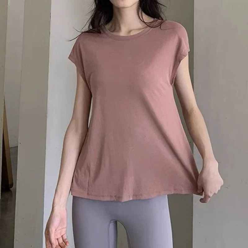 2024 new round neck twisted design back yoga women's fashionable loose vest quick drying breathable top sports Pilates cover free shipping