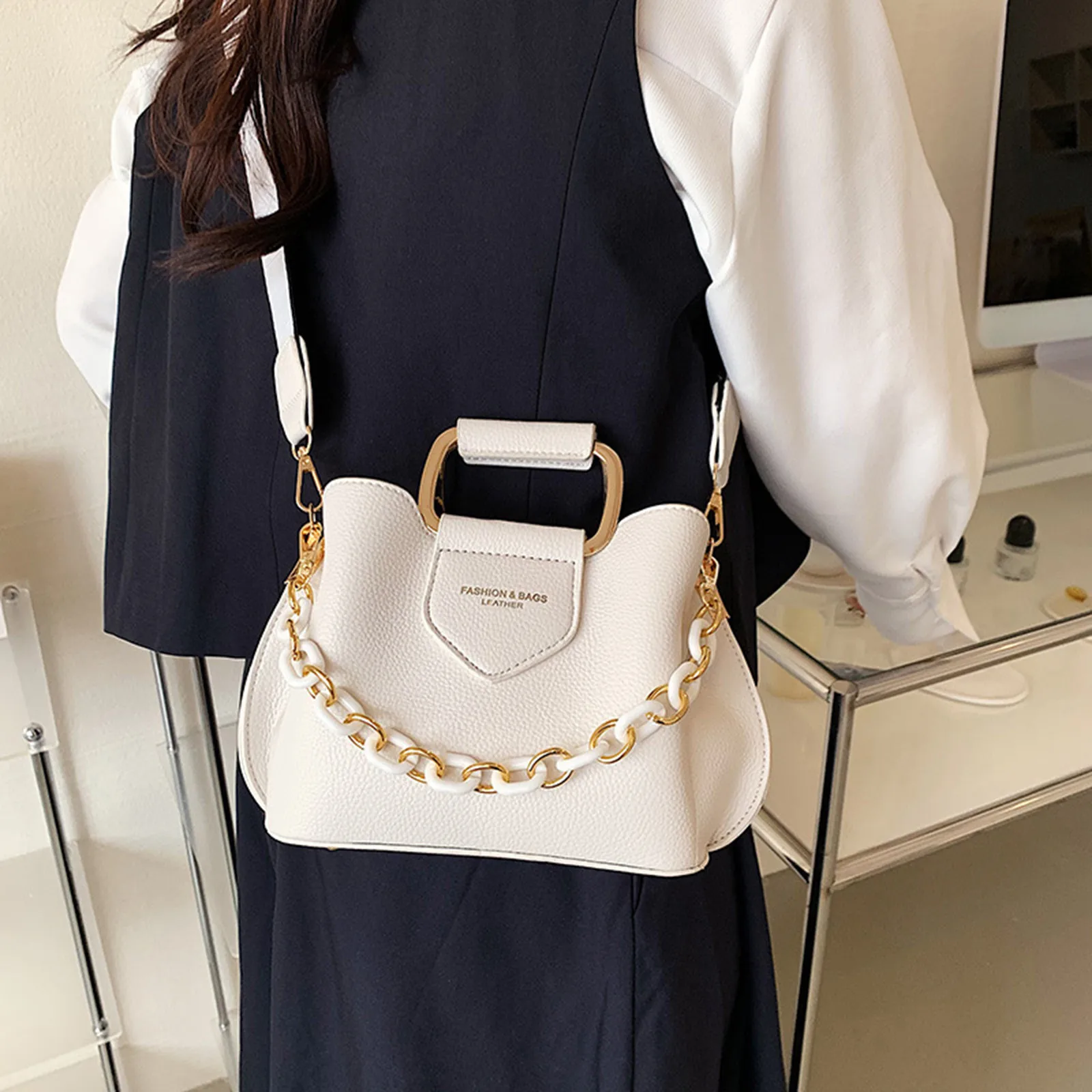 Solid Acrylic Chain Pu Vertical Pillow Bag TLXT Trend Personalized One Shoulder Crossbody Bag Women's Bag