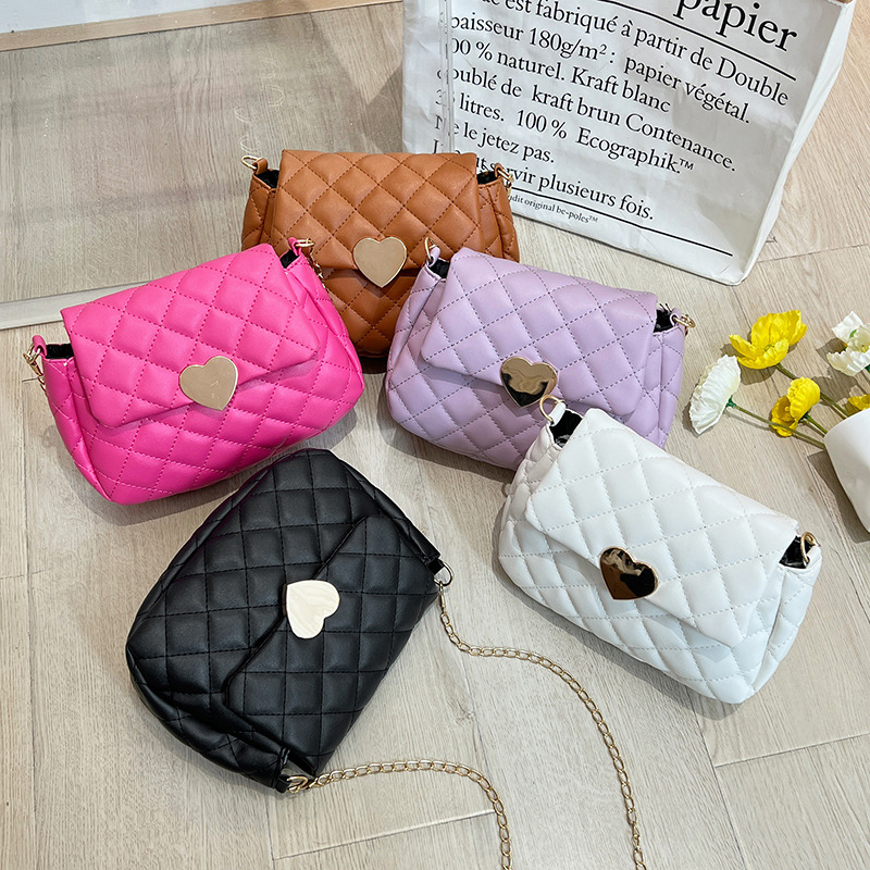 Heart embroidered purse 2024 ladies womens Crossbody bag casual versatile phone bag diamond grid shoulder bags for women men CSD2409212