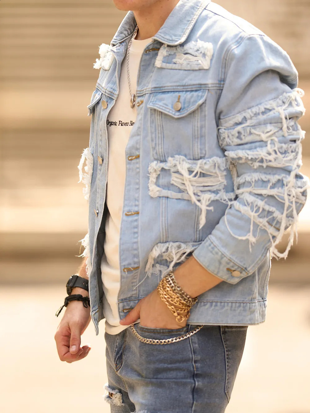 Stylish Street Style Men Distressed Splicing Slim Denim Jacket Ripped Patch Male Casual Jean Coat 240911Z