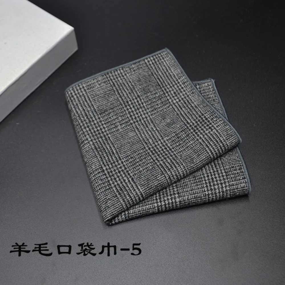 23*23CM New Vintage Wool Pocket Square Plaid Black Handkerchief Mens Business Suit Tie Accessories Scarf Hankies Tuxedo CravatX240921