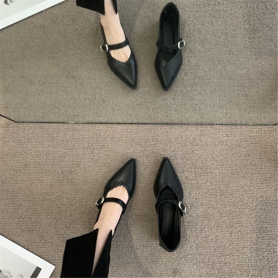 Clunky Heel Leather Shoes for Women - Versatile Pointed Toe Korean Vintage Style b365