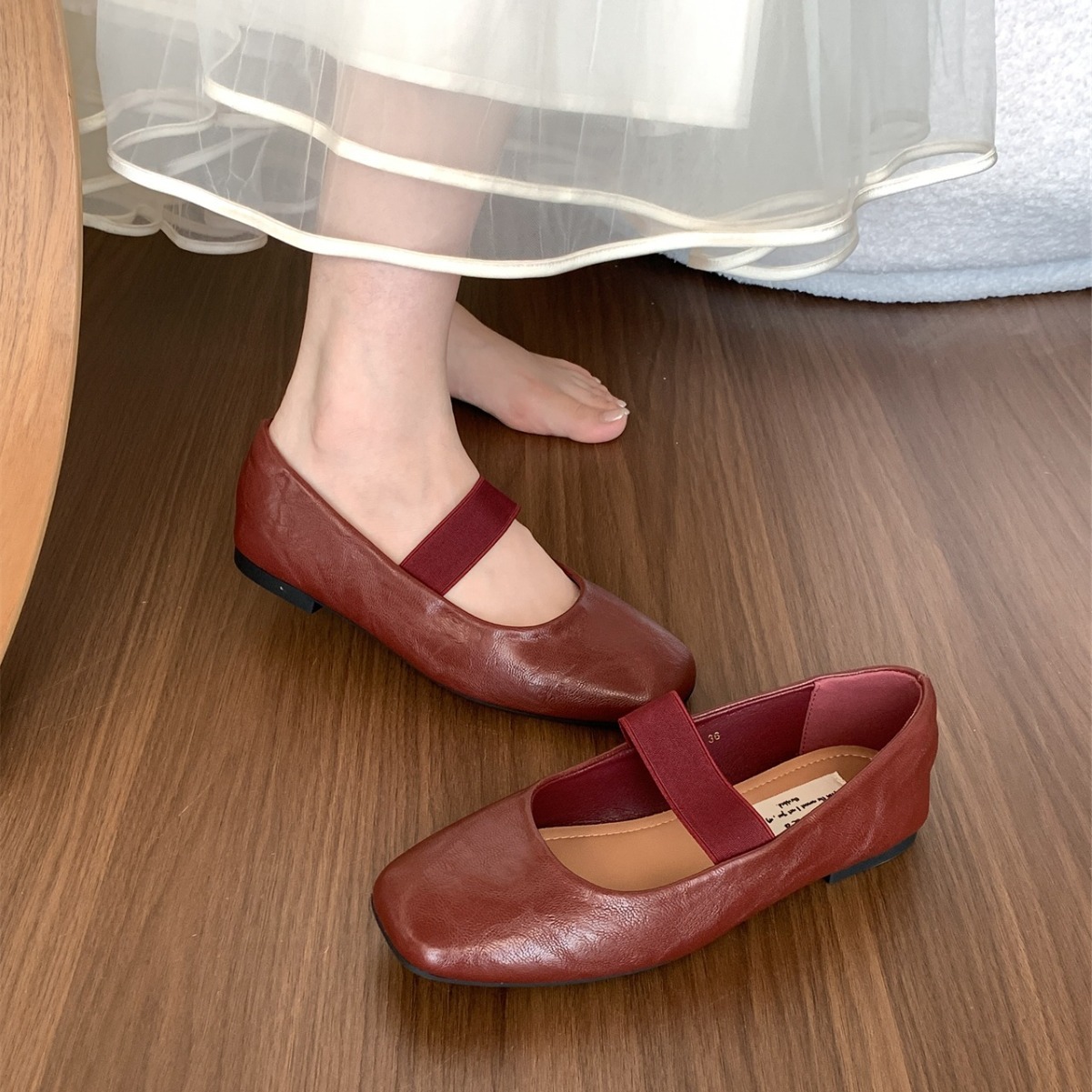 Casual Comfort Square-Toe Flat Shoes: Vintage Style for Women, Slip-on, Soft Sole, Versatile - Black 9beb