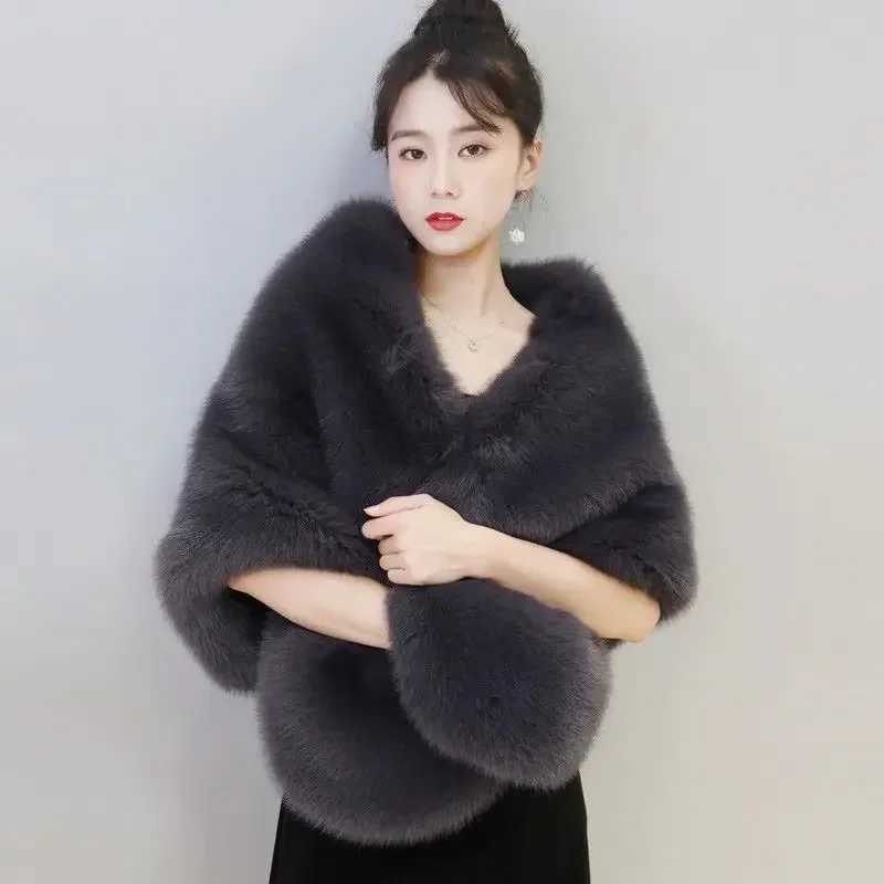 2024 New Autumn Womens Open Sewing Solid Color Shawl with Artificial Fur Plush Short Horn Womens Winter Pashmina Bag T299 W240921