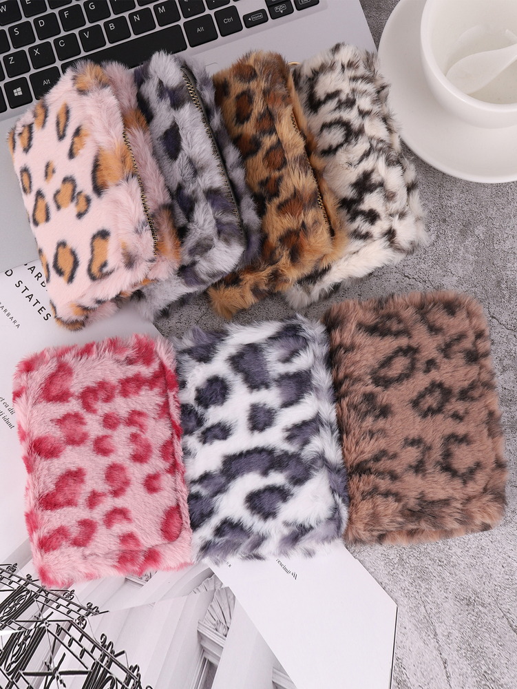 New creative coin purse, fashion leopard print plush wallet, niche simple furry card bag wallet