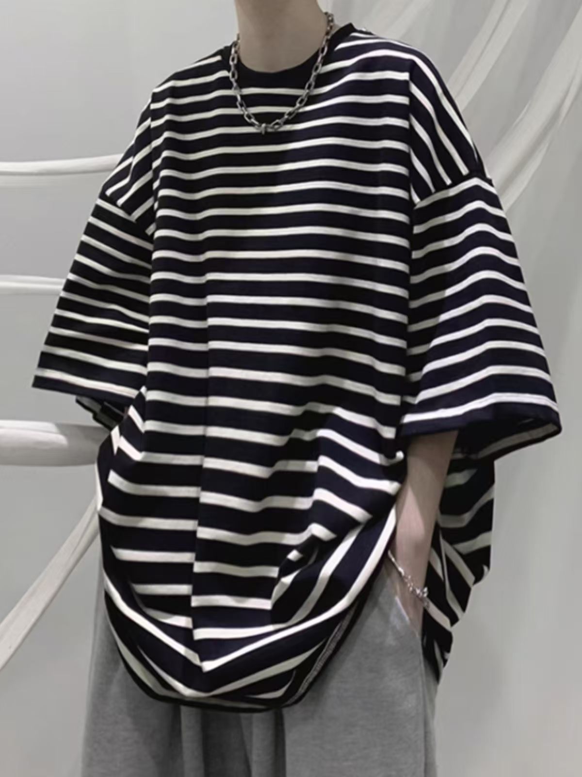 Striped short-sleeved boys' summer American retro high street tide brand loose casual round neck five-point sleeve top