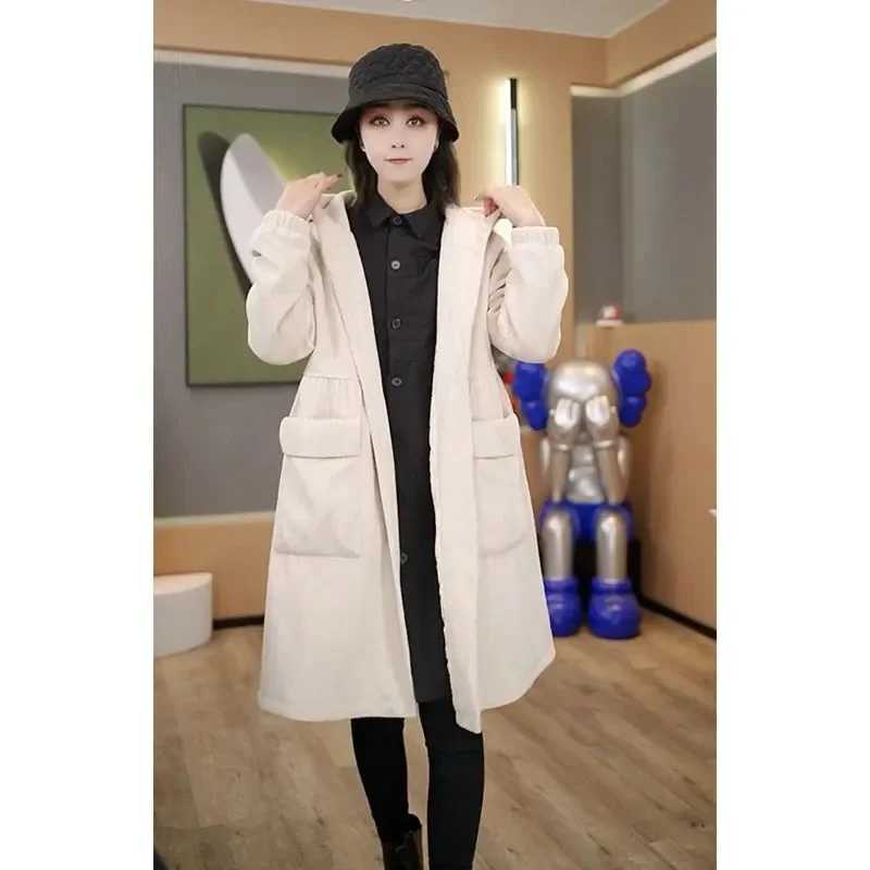 2023 Autumn and Winter Thick Coat Fashion Large Purple Windbreaker Big Pocket Womens Loose Versatile Corduroy Hooded Coat 6XLX240921
