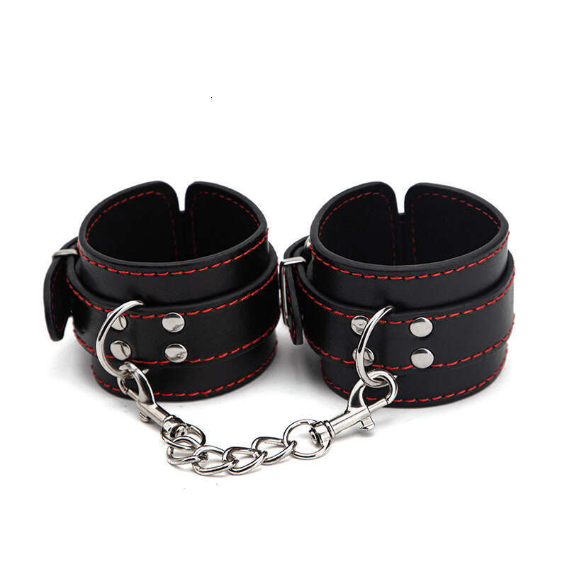 High end SM prop set cross-border hot selling black and red erotic eye mask tied with erotic handcuffs, alternative adult products