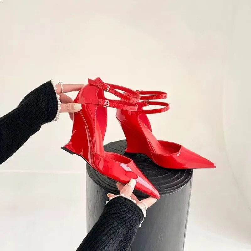Wedge high heels womens red dot sandals 2024 summer leather high heels womens elegant shoes 2024 240919