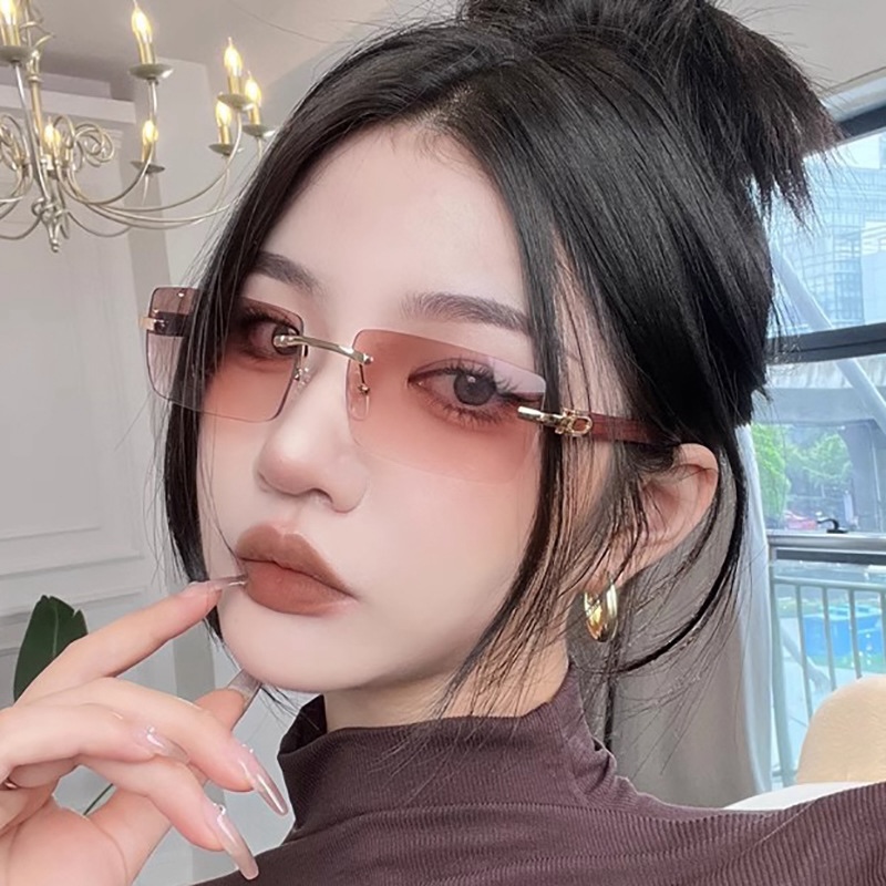 Square Rimless Sunglasses Men Rectangle Fashion Popular Men Shades Small Sun Glasses For Female Male Summer Traveling Purple S133 IVISTA