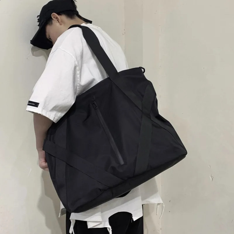 Casual Tote Bag Mens Big Handbag Fashion For Man Large Capacity Cross Bag Men Fit For Short Distance Travel Shoulder Bag 240921