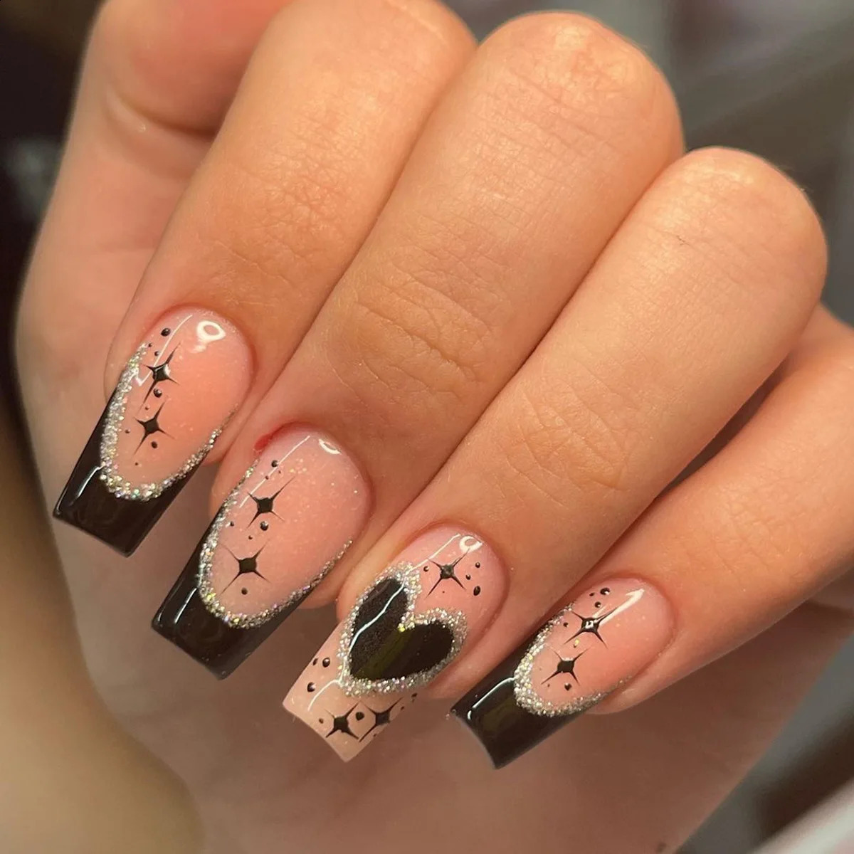 24pcs Square Short Fake Nails Blue Green Butterfly French False Nails Full Coverage Waterproof Artificial Press on Nail 240914