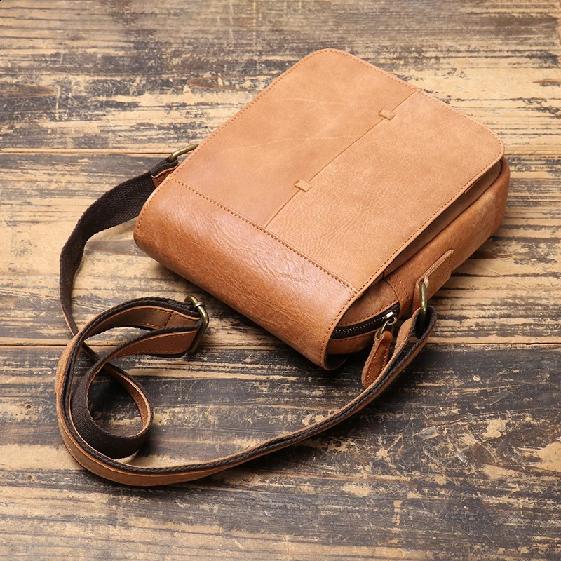 Mens leather shoulder bag fashionable mens flip denim retro suspender 79inch mini iPad Leathfocus 240919