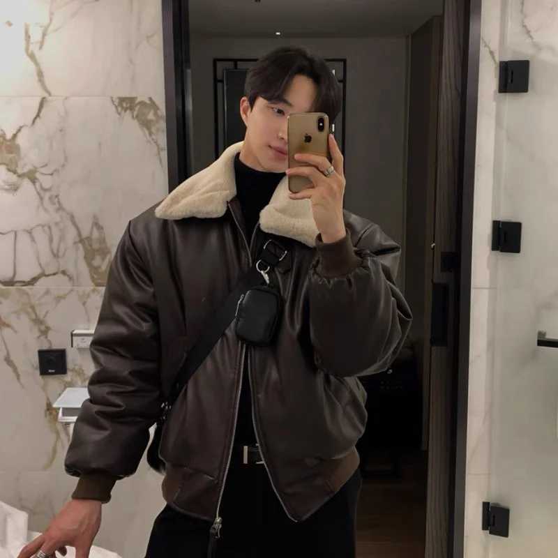 Men's Down Parkas Winter Jacket Men Warm Fashion Casual Thickened Leather Jacket Men Streetwear Korean Loose Short Coat Mens Thick Leather Coat J
