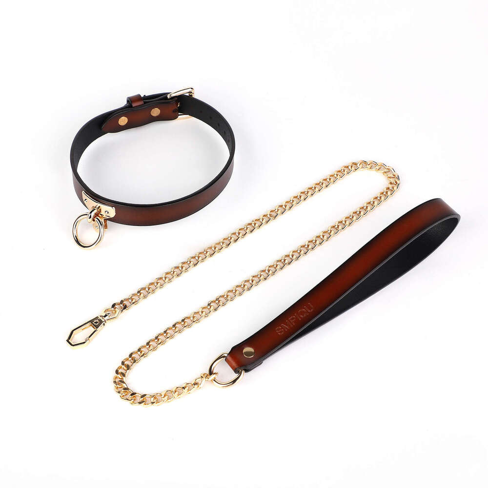 Sexy SM props, female slave training, leather traction collar, high-end cowhide collar, alternative adult products, hair replacement