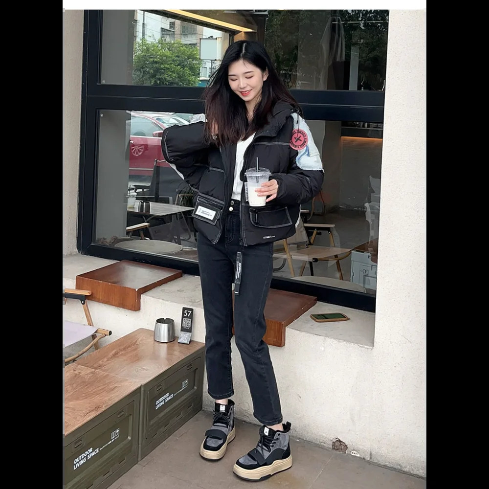 Womens Down Jacket Short Section Hooded Color Collision Personality Jacket Thickened White Duck Down Trendy Denim Splicing 240914