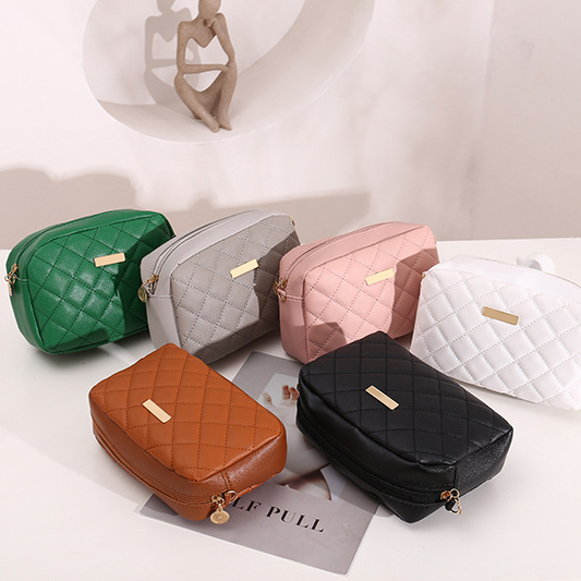 Luxury Embroidered Bag Designer Fashion HandBag Womens Luxury Bag Small Fragrant Style Shoulder Bag Womens Crossbody Bag Shoulder Bag CRD2409214