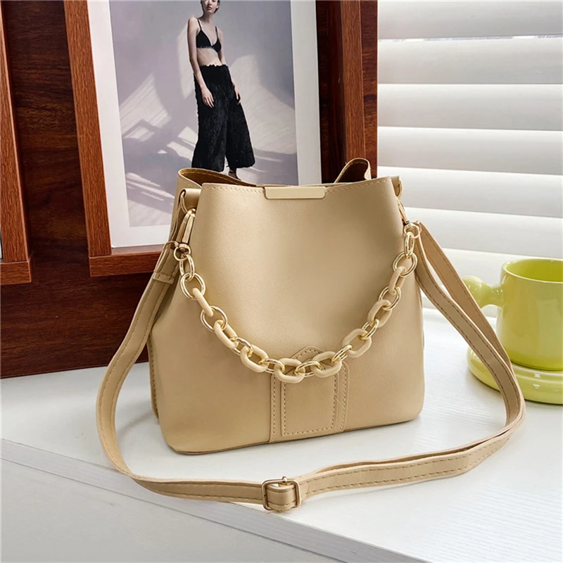 Designer Chain Women Leather Shoulder Bag Casual TLXT Women Handbags Crossbody Bag Bucket Bags for Women Designer Messenger Bags