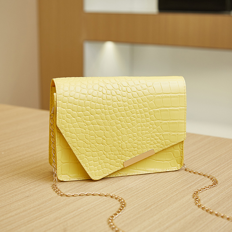 Womens Crossbody Bag Ladys Shoulder Small Portable Bag New Style Small Square High-capacity Bag Niche Fashion Mobile Phone Bag DED2409218
