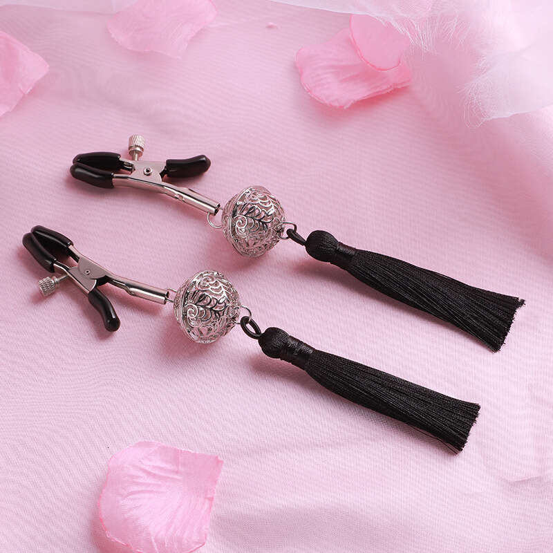 SM sex props, female slave sex collars with pendants, bells, metal anal plugs, small sao, breast clips, adult products