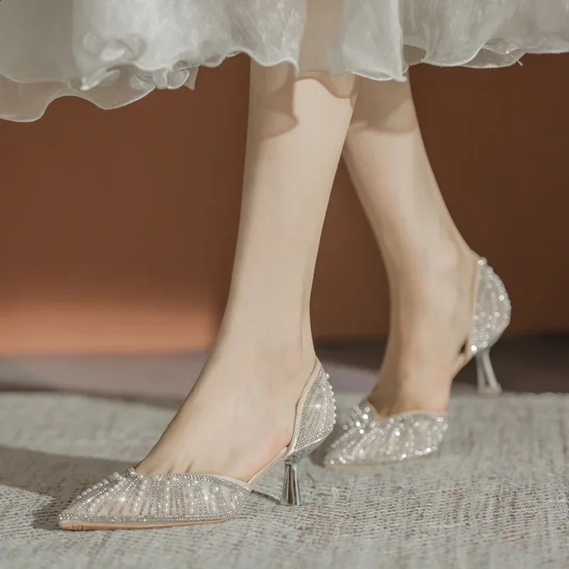 Crystal Queen 6CM Pointed Toe Bride Wedding Prom Rhie Janes High Thin Heels Mary Jane Shoes 241101