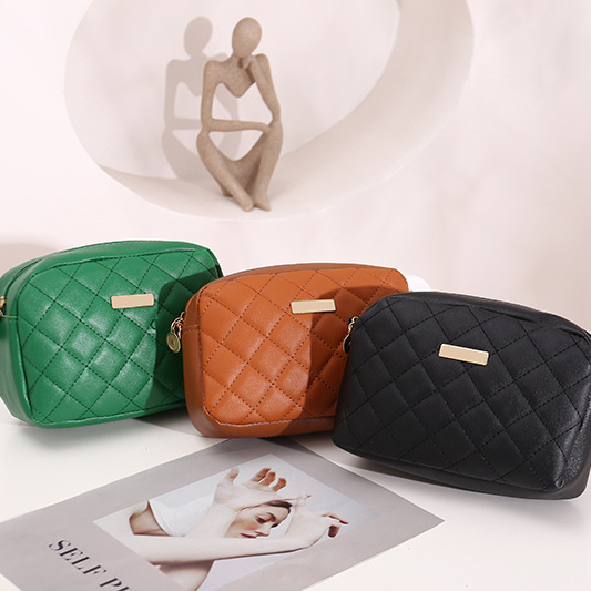 Luxury Embroidered Bag Designer Fashion HandBag Womens Luxury Bag Small Fragrant Style Shoulder Bag Womens Crossbody Bag Shoulder Bag CRD2409214