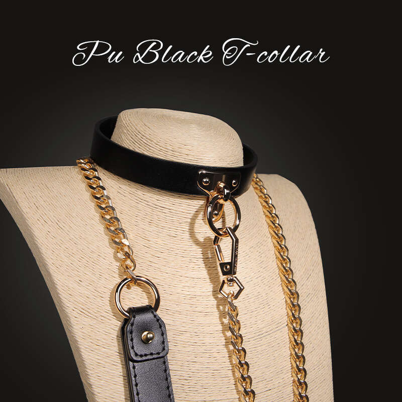 Sex toys SM props Black leather traction collar SM tuning restraint neck cover Alternative adult products hair replacement