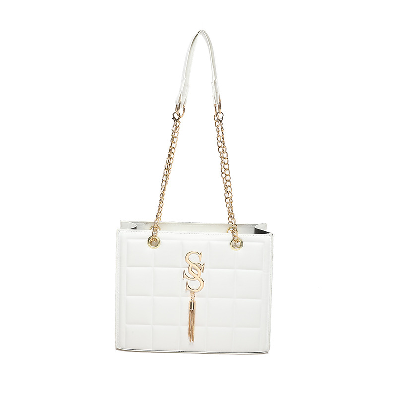 New Korean version single shoulder underarm bag Texture leisure chain diagonal cross small square bag
