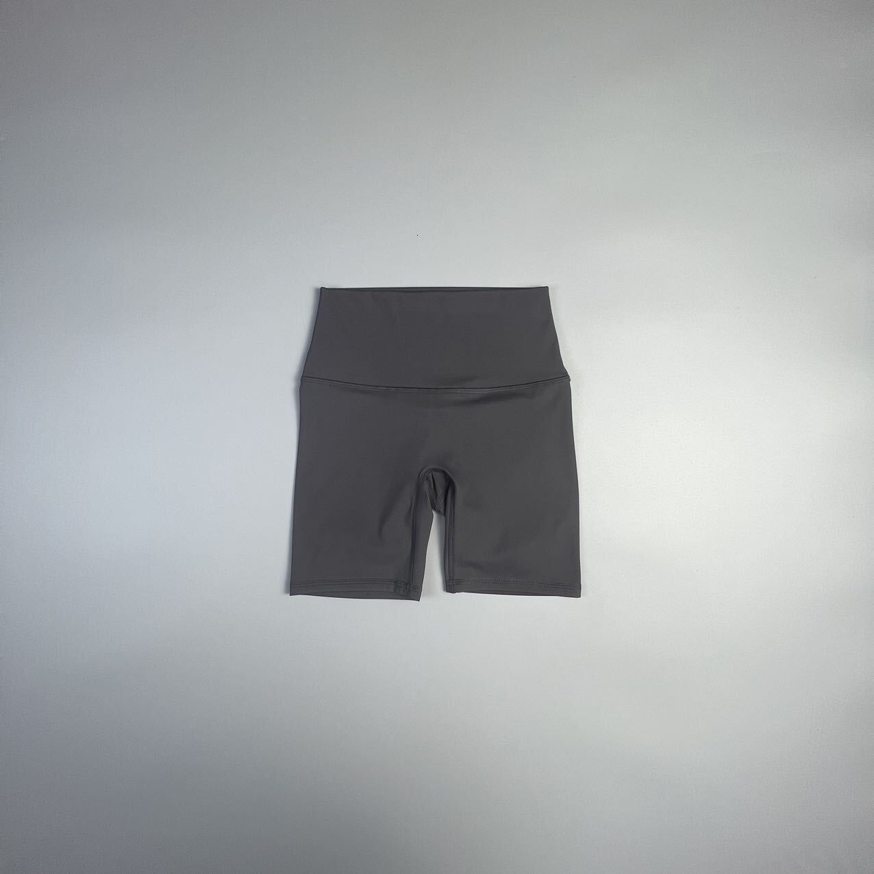 New No-Size Yoga Shorts Style Lycra High-Waists Naked Seamless Three-Part Bodyfitting Fiess Pants