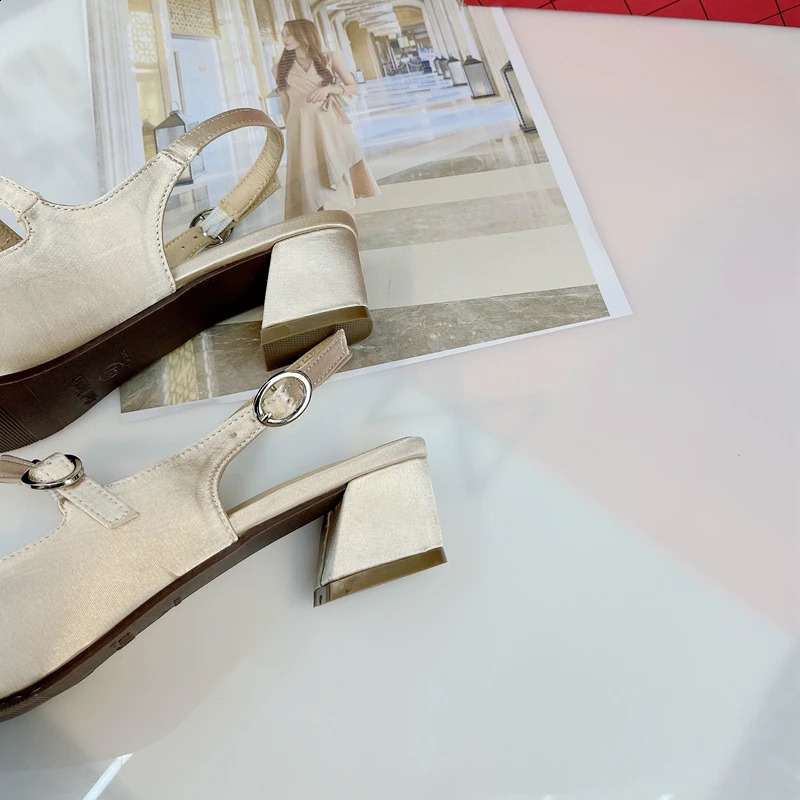 Womens shoes single shoes womens shoes silk satin thick high heels square toe Mary Jane womens shoes Lolita shoes pink high heels 240919