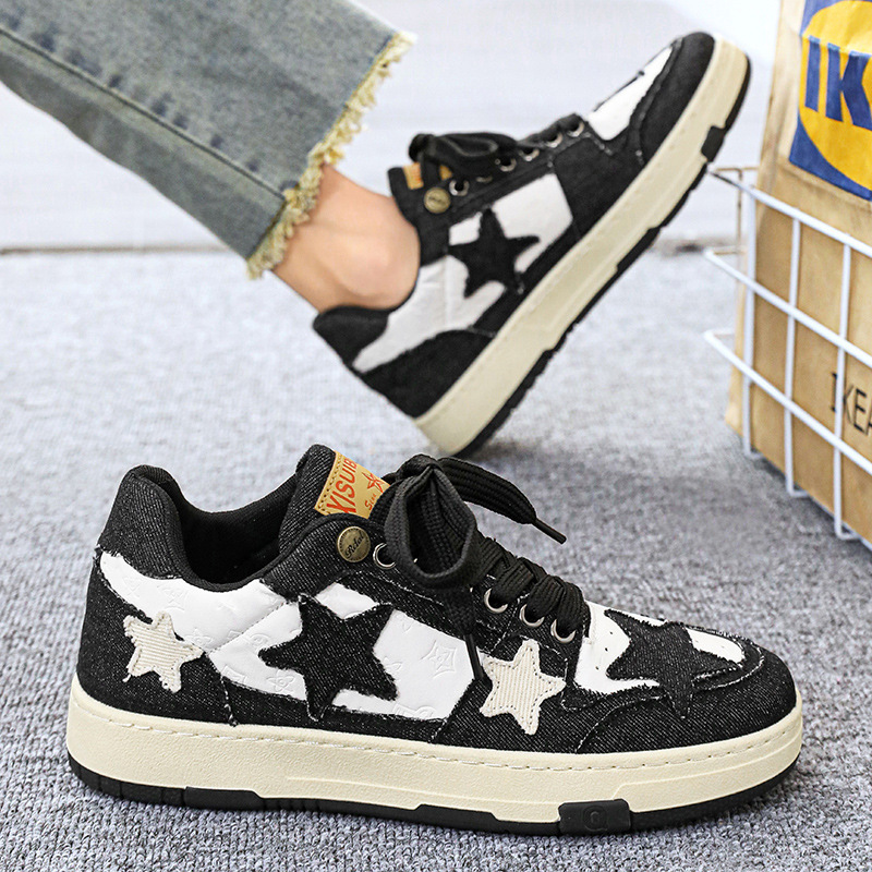 2024 Designer Men Women New White Casual Winter Platform Star Shoes Breathable Mens Womens Sneakers Trainers Skate