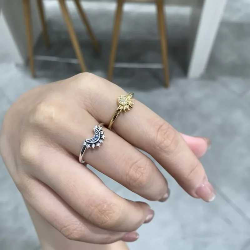 2pc/set Summer Couple Ring Set Sky Blue Sparkling Moon and Sun Ring 2023 New Womens Stackable Finger Set Engagement JewelryX240921