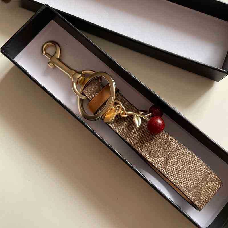 Designer Keychains Lanyards Luxury Keychain Lovely Tiny Cute Cherry Key Ring for Women Charm Bag Holder Ornament Pendant Accessories 2021 Chains