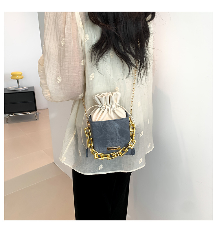 Women s High end Mini Crossbody Small Square Bag Fashionable Designer Handbag Casual Bag Drawstring Woven Crossbody Bag Casual Wallet Mobile Phone Bag