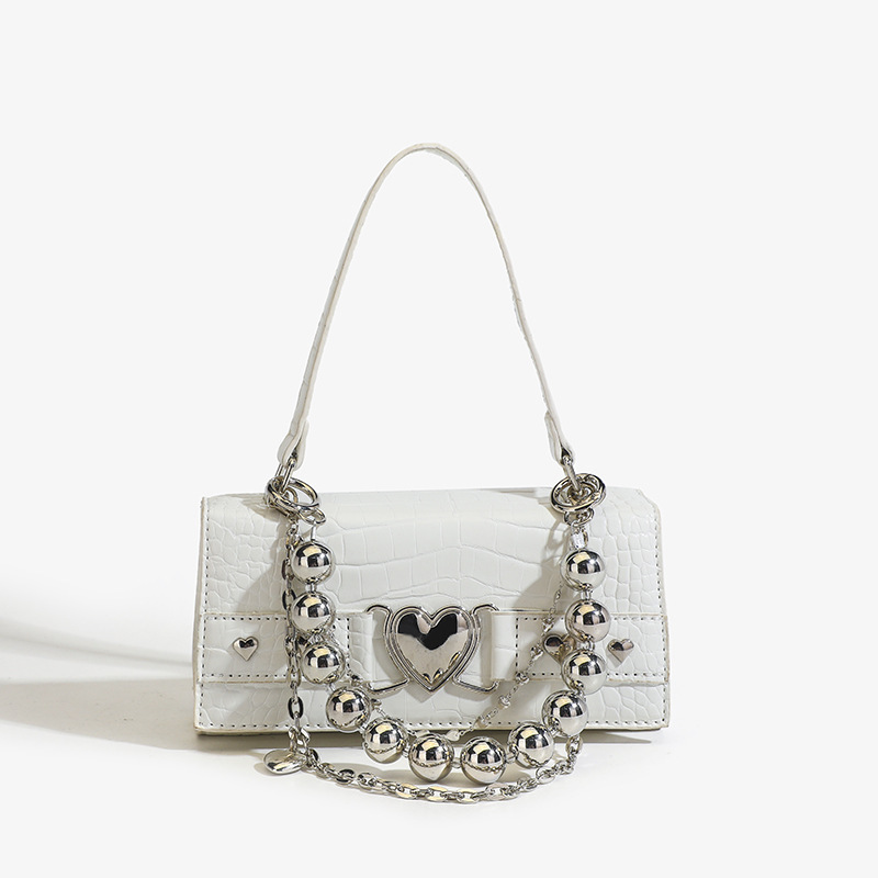 2025 Designer Women's magnetic buckle 3 open hand-held Small niche design Gothic style chain heart-shaped decoration versatile single shoulder di