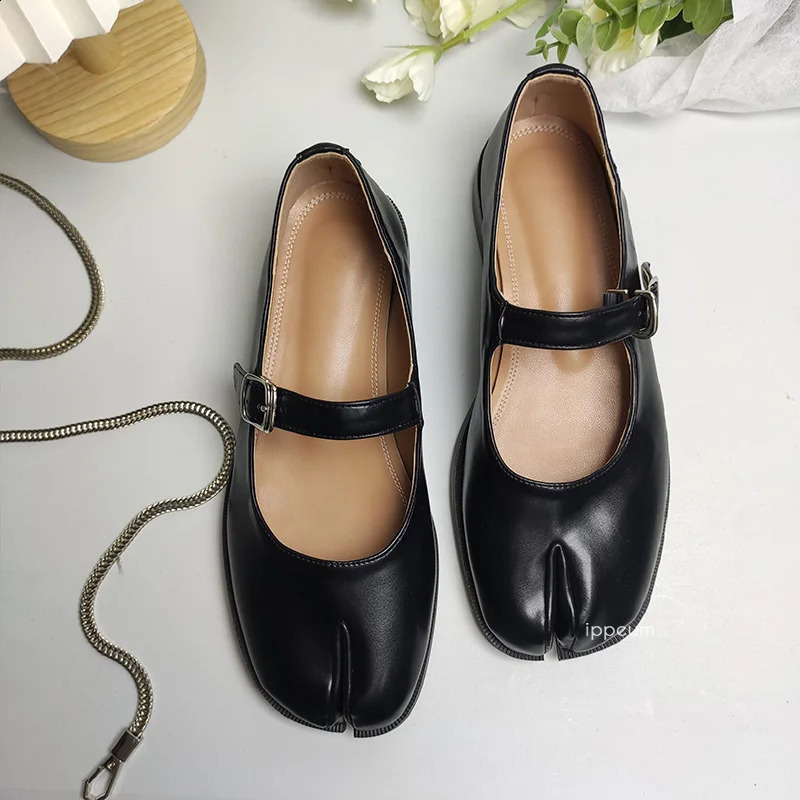 IPPEUM Flat Split Toe Plus Size 42 Loafer Brown Shoes Black Leather Womens Mary Janes 250304