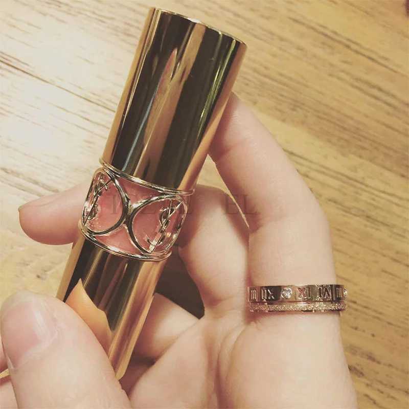 Ramos Fashion Zircon Roman Number Couple Ring Rose Gold Color Woman Gift Titanium Steel Jewelry Not Change Color Drop ShippingX240921