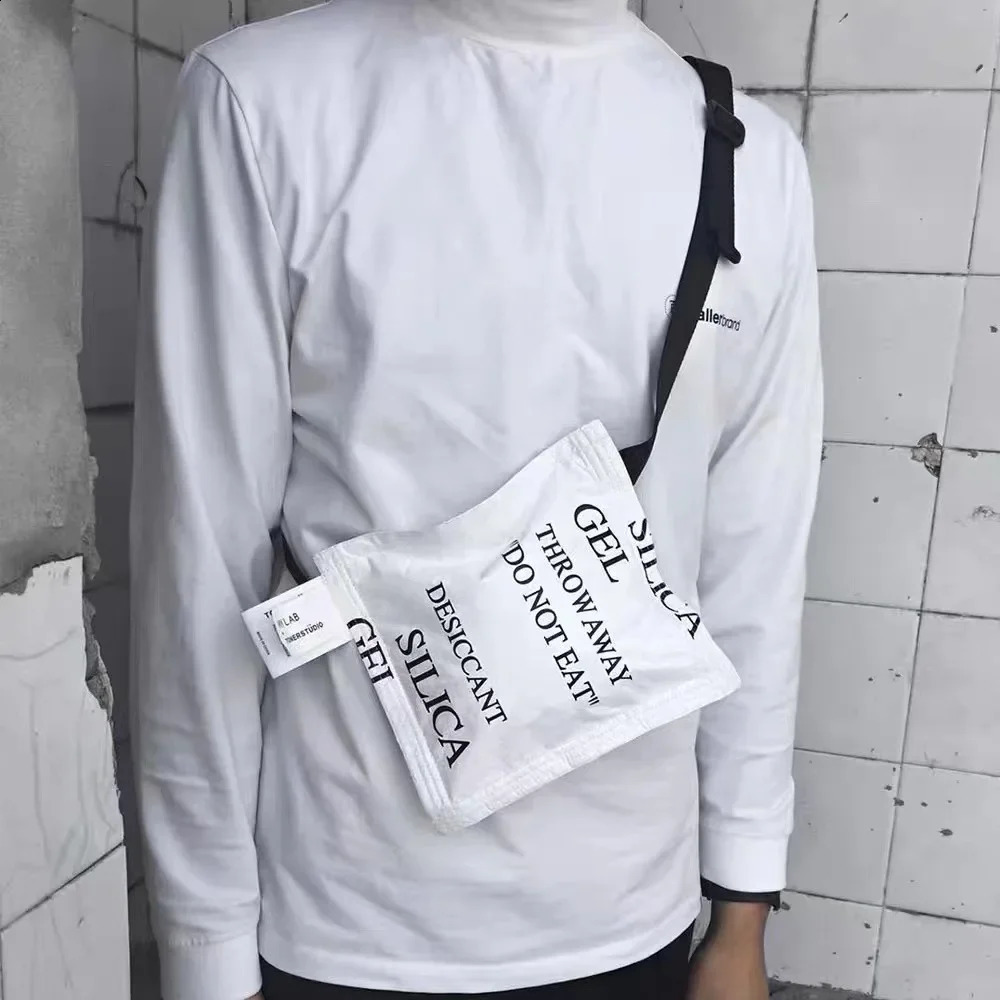 Simulated Desiccant Women Bag Dupont Paper Shoulder Bags 2024 Fashion Letter White Small Crossbody Chest Purse Phone 240919