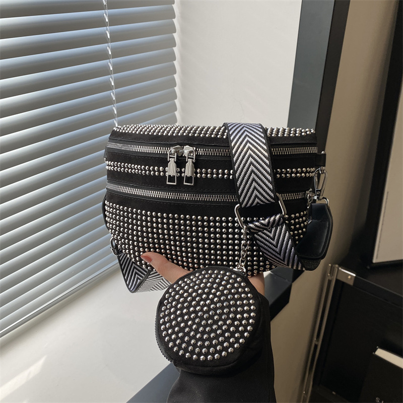 Simplified wide shoulder strap Korean version women's bag 2024 New Fashionable Hot Diamond Personalized Bag